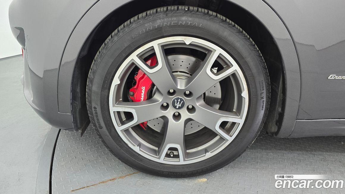 Maserati Levante 2020