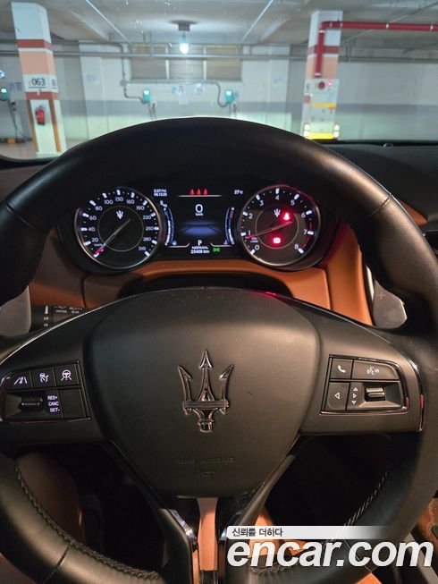 Maserati Ghibli 2022