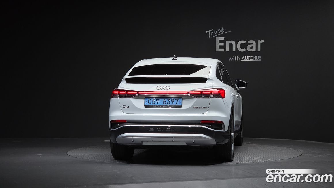 Audi Q4 e-tron 2025