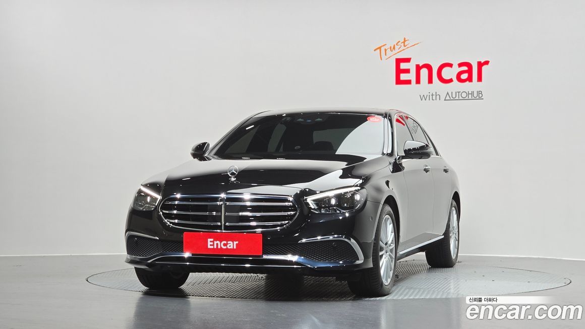 Mercedes-Benz E-Class 2023