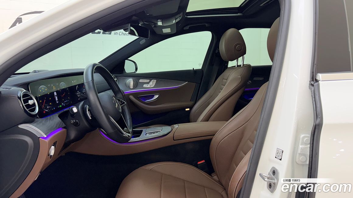 Mercedes-Benz E-Class 2022
