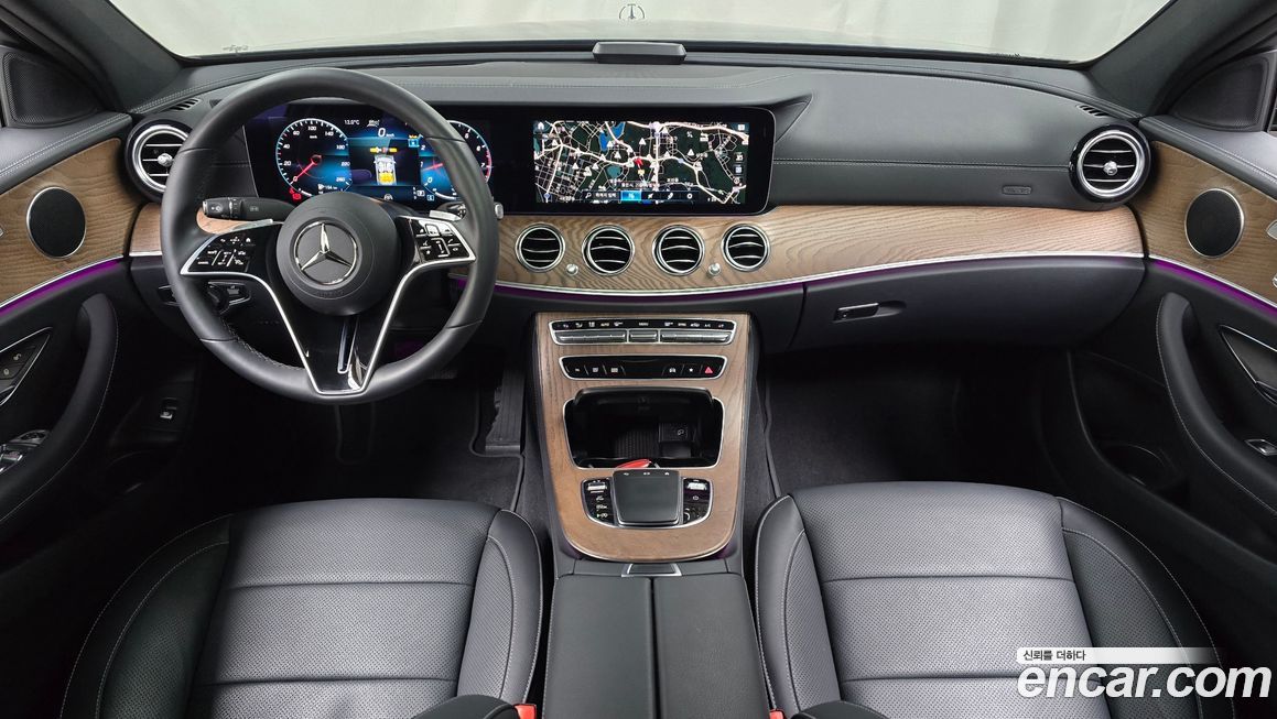 Mercedes-Benz E-Class 2023
