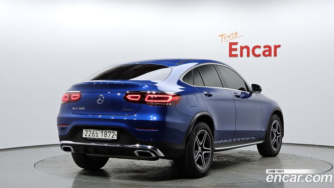 Mercedes-Benz GLC-Class 2023