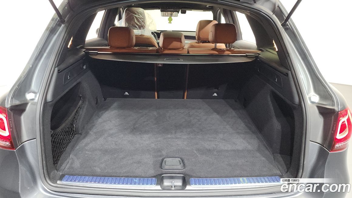 Mercedes-Benz GLC-Class 2022