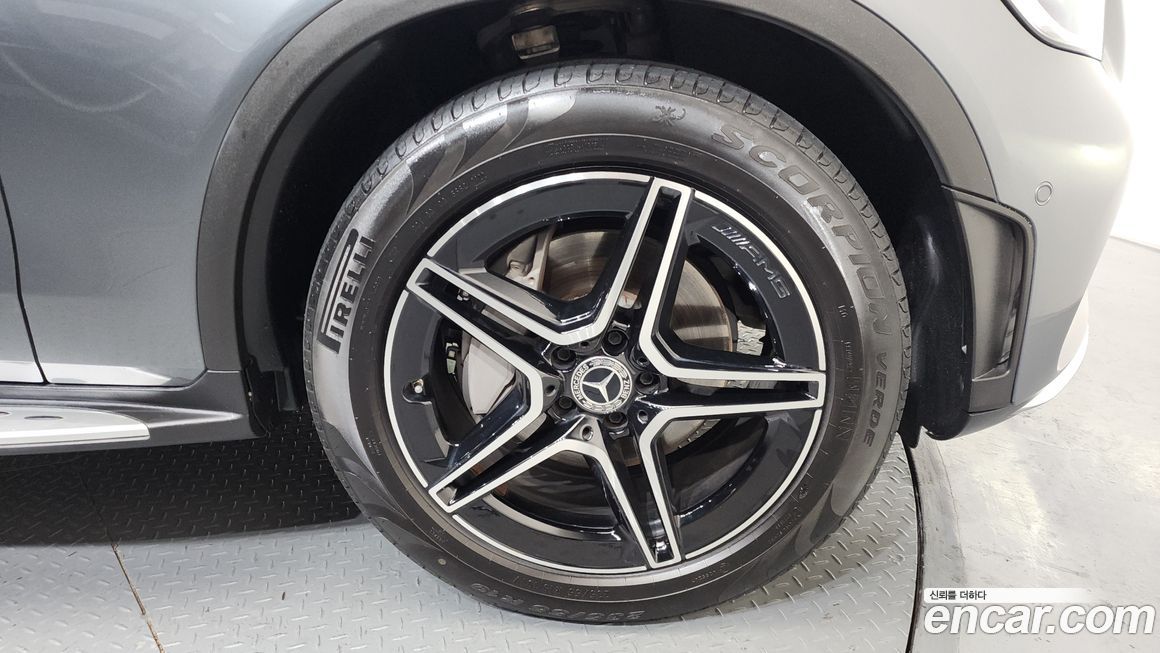 Mercedes-Benz GLC-Class 2022