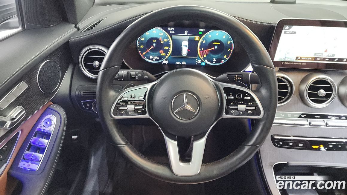 Mercedes-Benz GLC-Class 2022