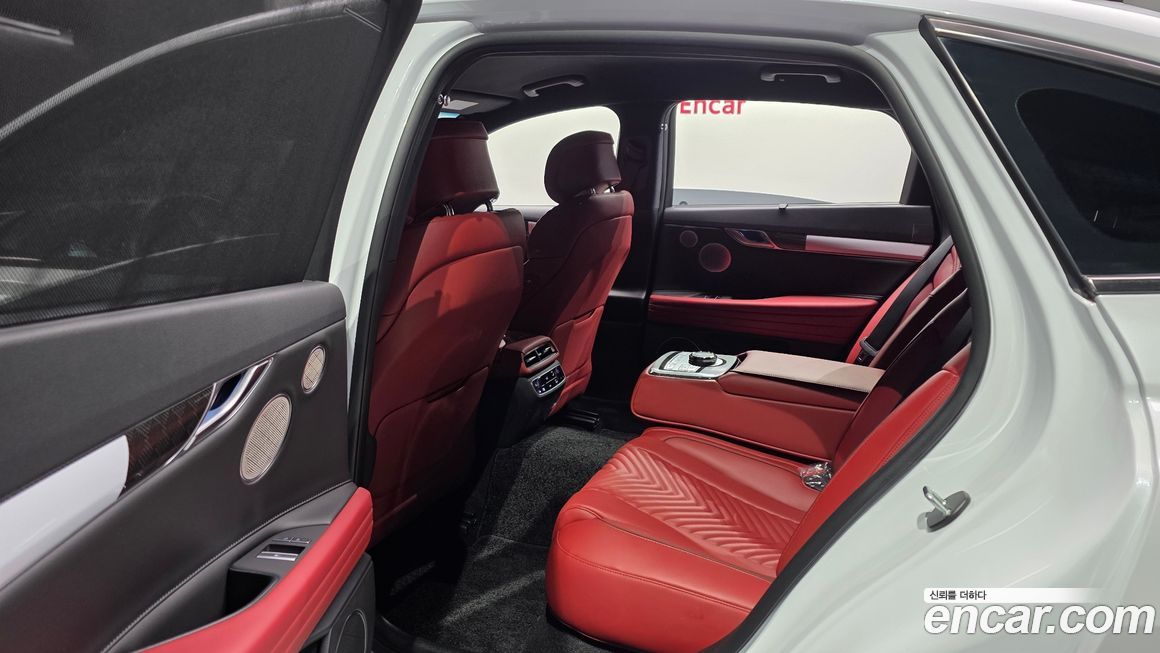 Genesis G80 2023