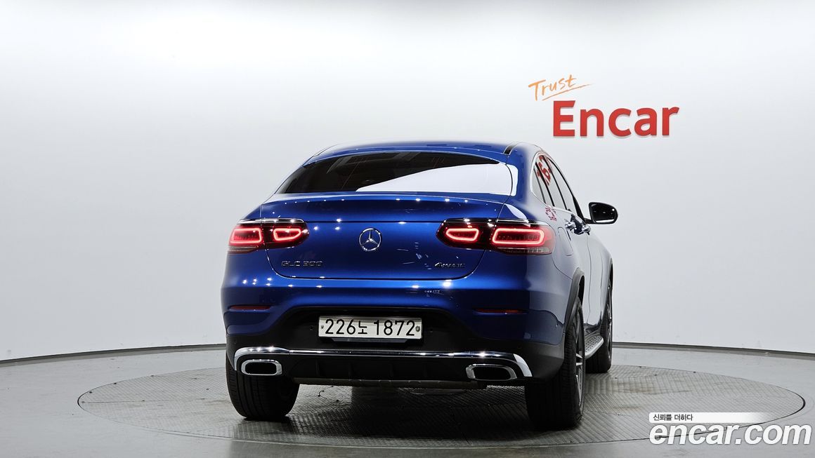 Mercedes-Benz GLC-Class 2023