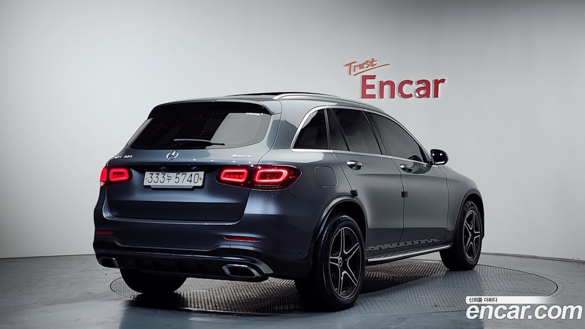 Mercedes-Benz GLC-Class 2022