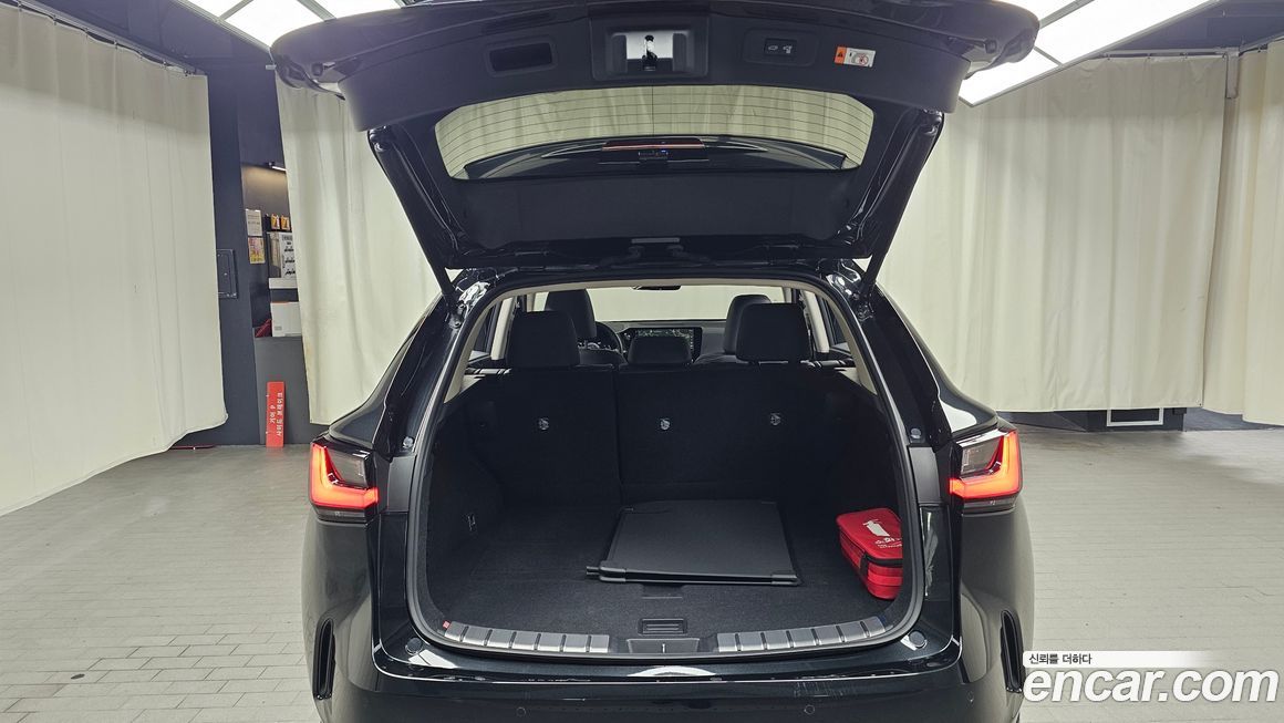 Lexus NX 2025