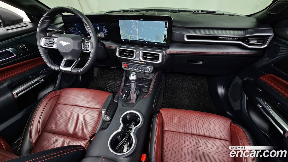 Ford Mustang 2024