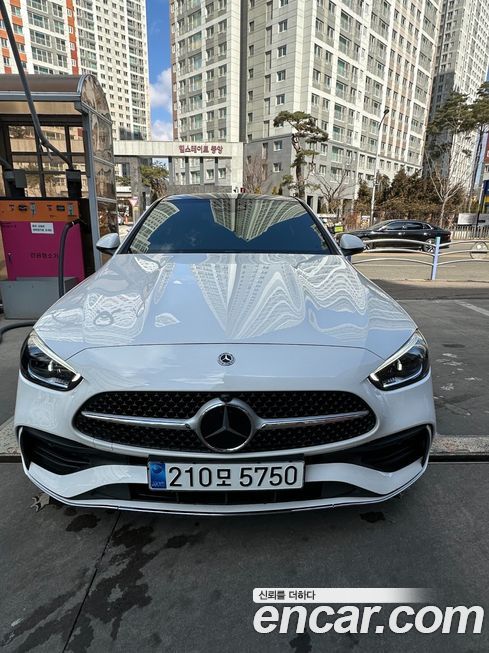 Mercedes-Benz C-Class 2023