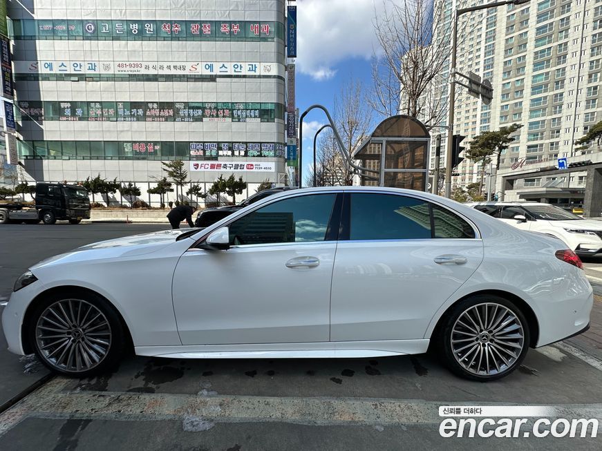 Mercedes-Benz C-Class 2023