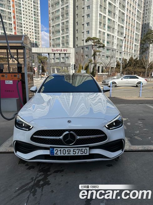 Mercedes-Benz C-Class 2023