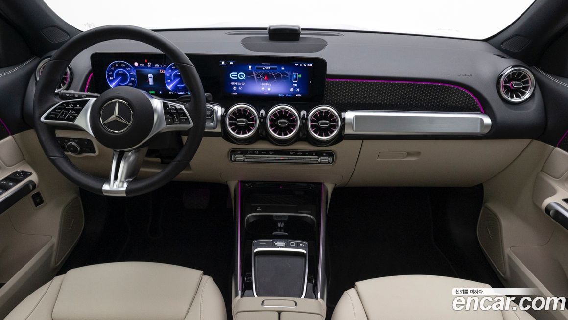 Mercedes-Benz EQB 2026