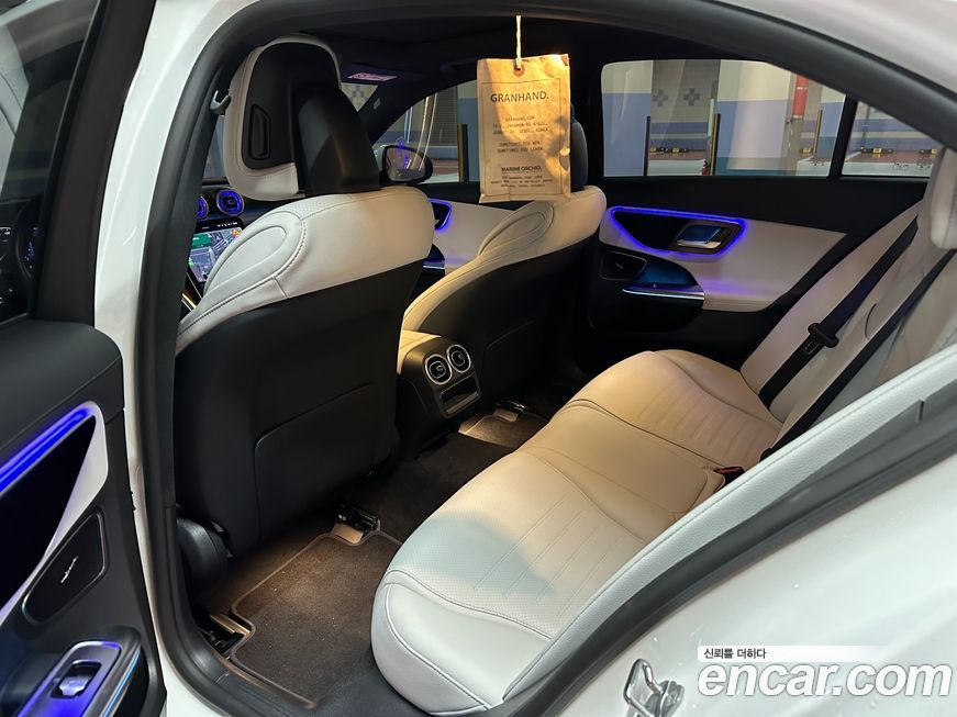 Mercedes-Benz C-Class 2023