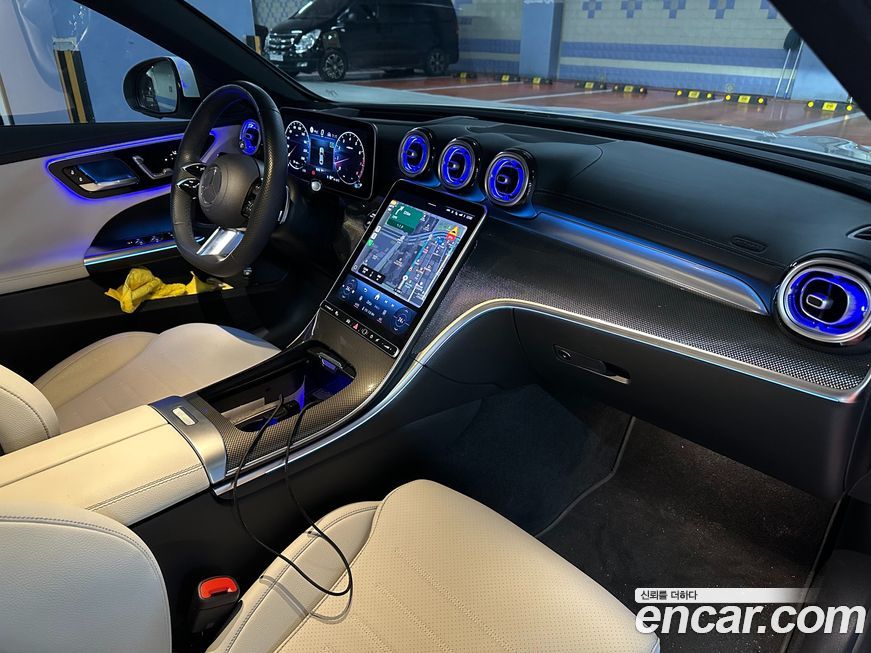 Mercedes-Benz C-Class 2023
