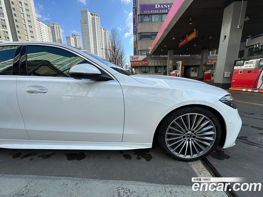 Mercedes-Benz C-Class 2023