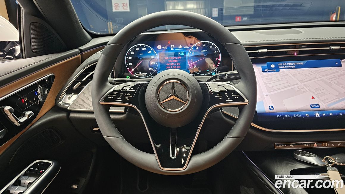 Mercedes-Benz E-Class 2025