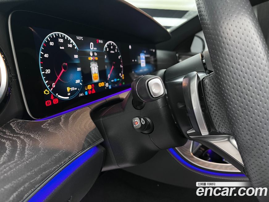 Mercedes-Benz E-Class 2023