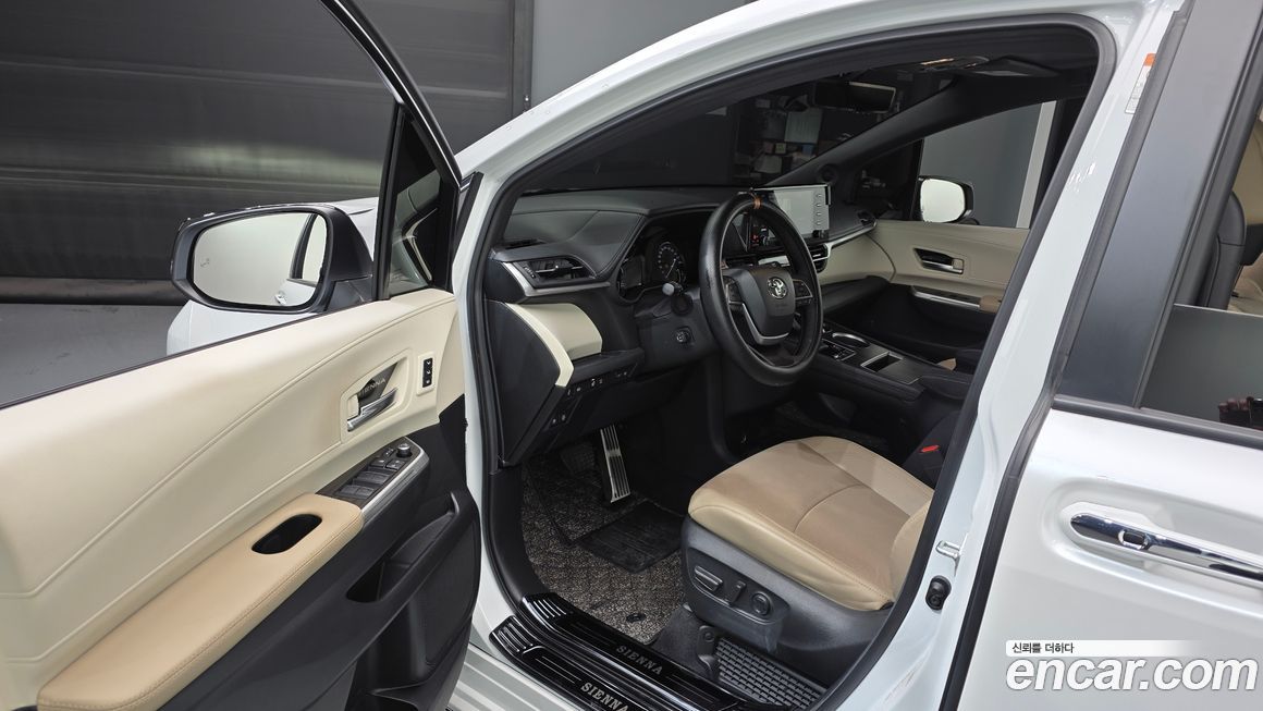 Toyota Sienna 2024