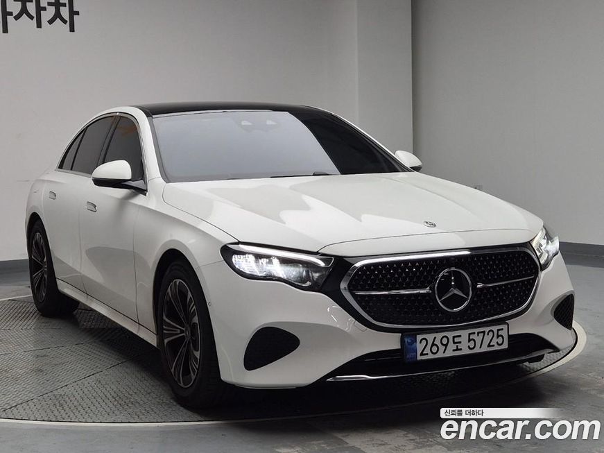 Mercedes-Benz E-Class 2024