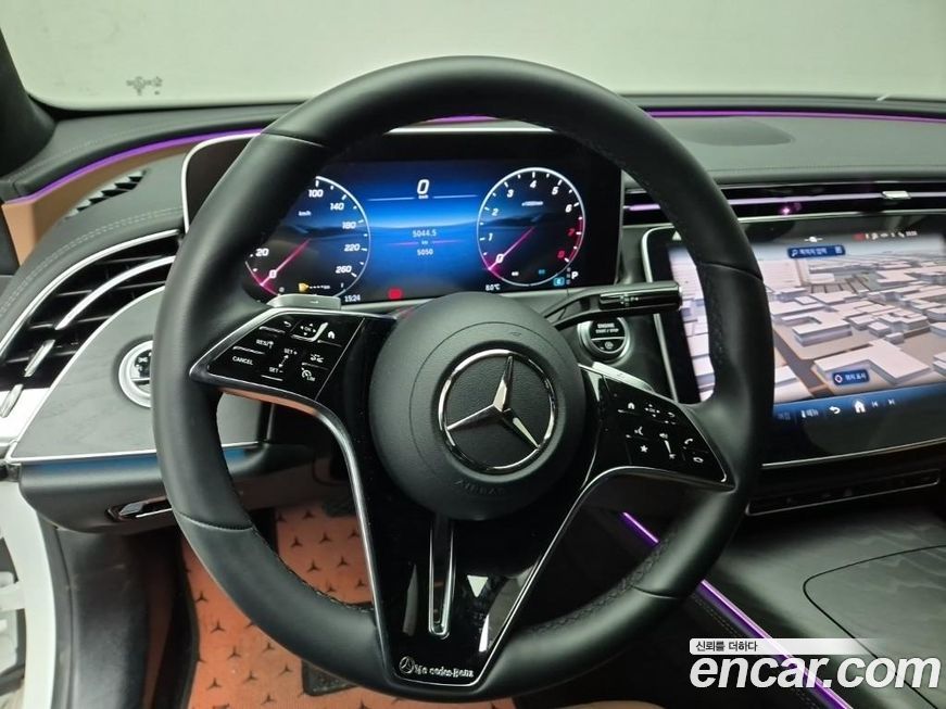 Mercedes-Benz E-Class 2024