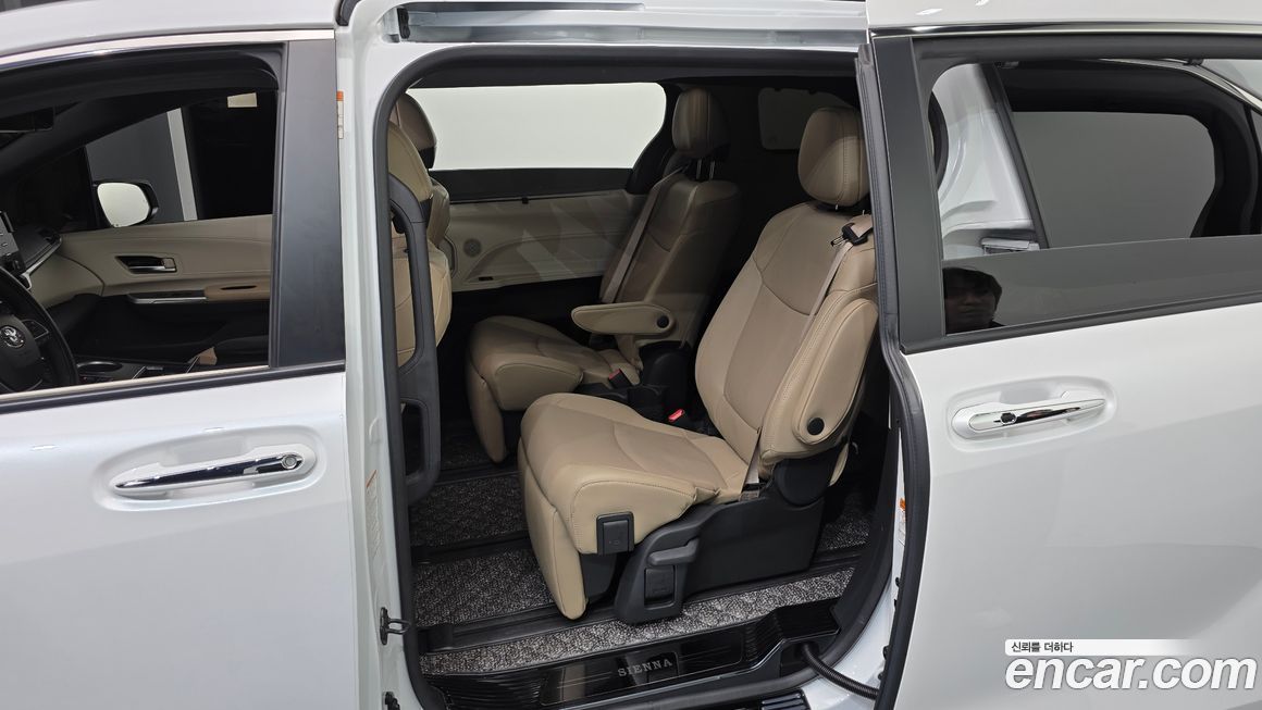 Toyota Sienna 2024