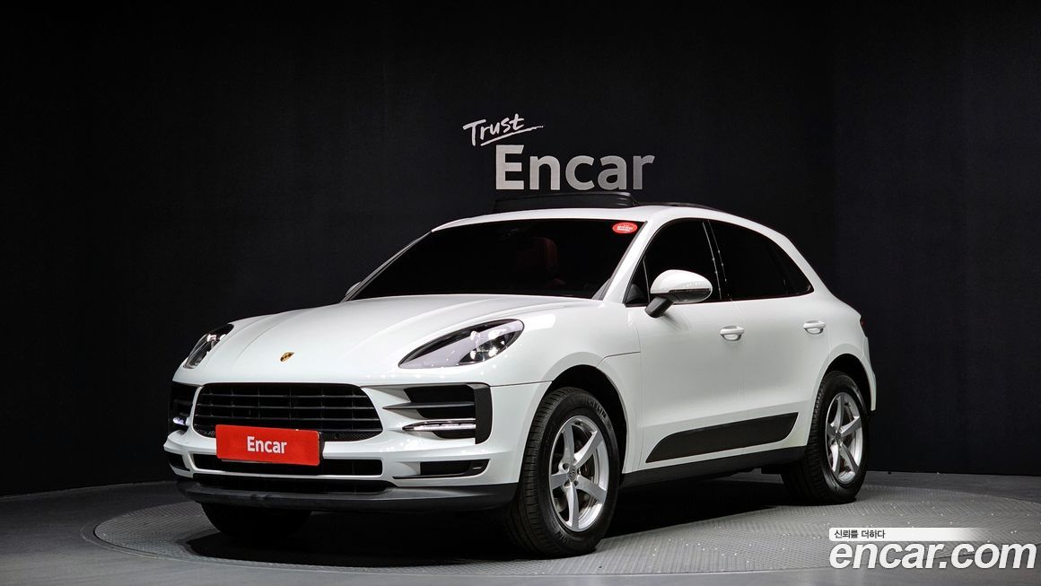 Porsche Macan 2021