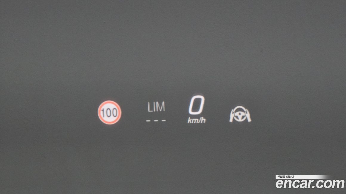 Mercedes-Benz E-Class 2025