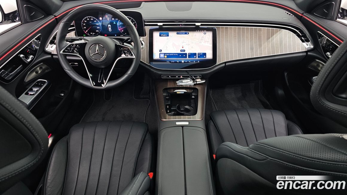 Mercedes-Benz E-Class 2025