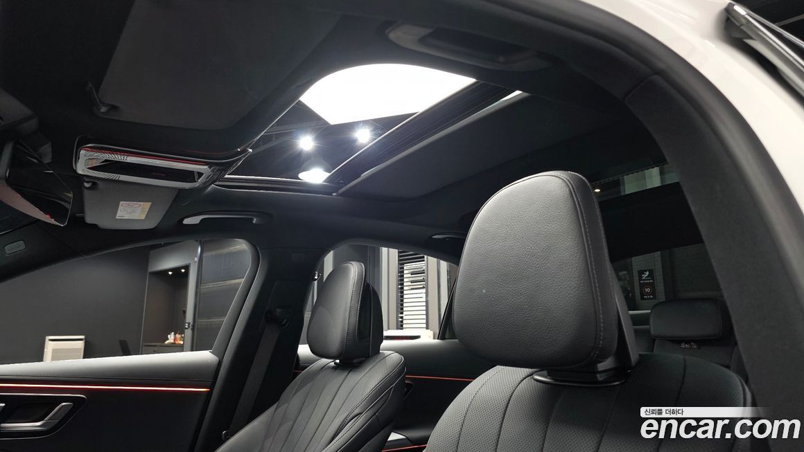 Mercedes-Benz E-Class 2025