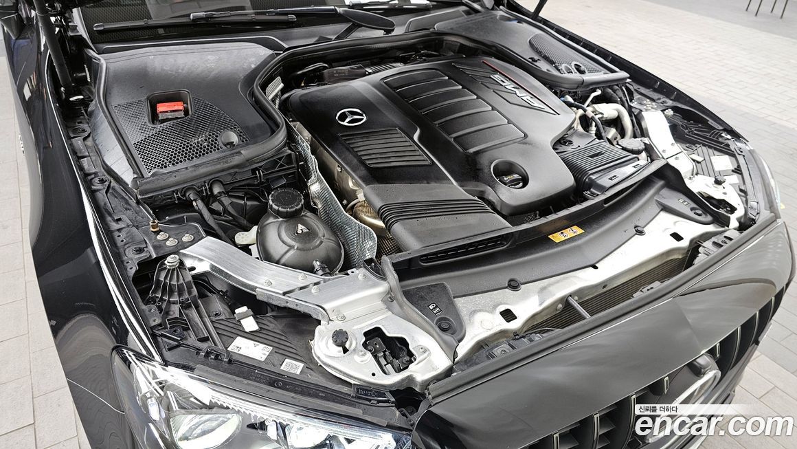 Mercedes-Benz E-Class 2023