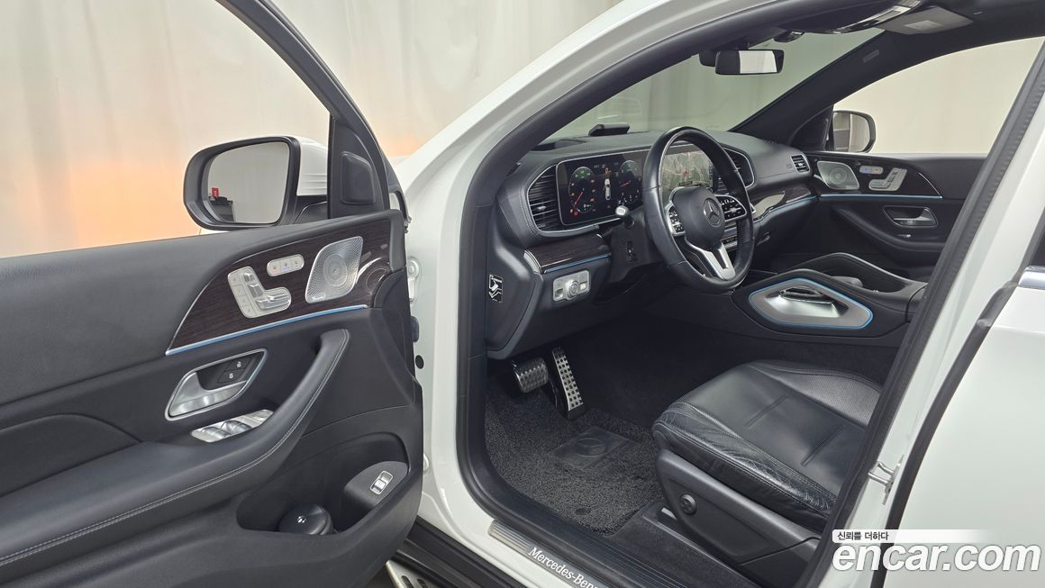 Mercedes-Benz GLE-Class 2020