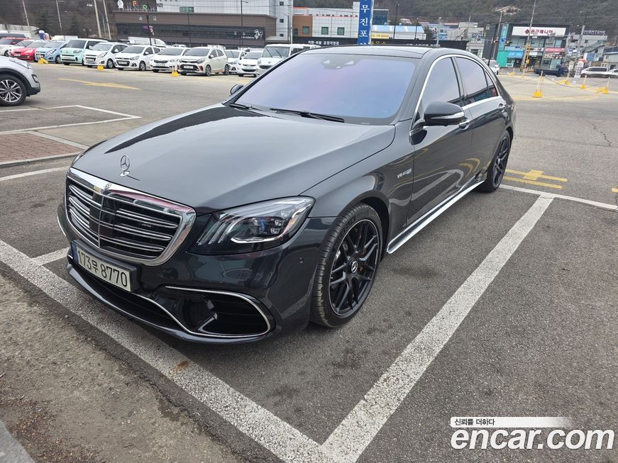 Mercedes-Benz S-Class 2020