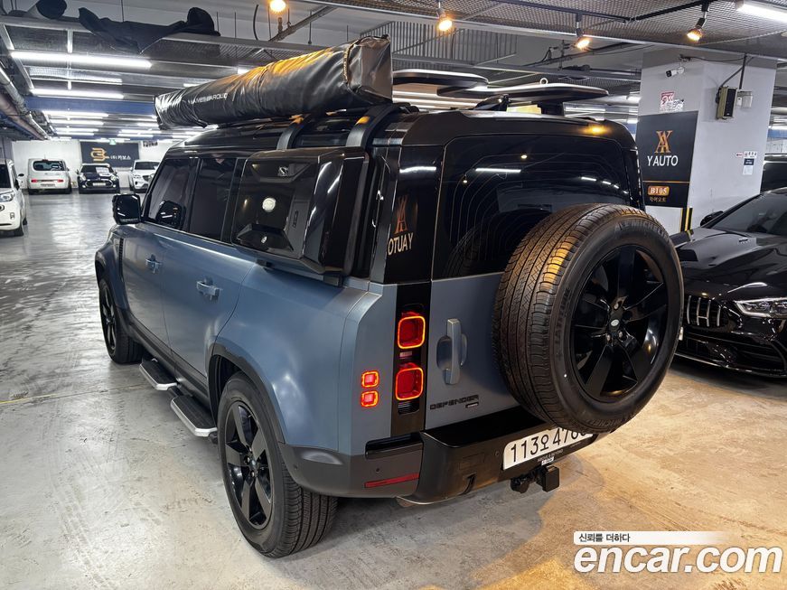 Land Rover Defender 2022