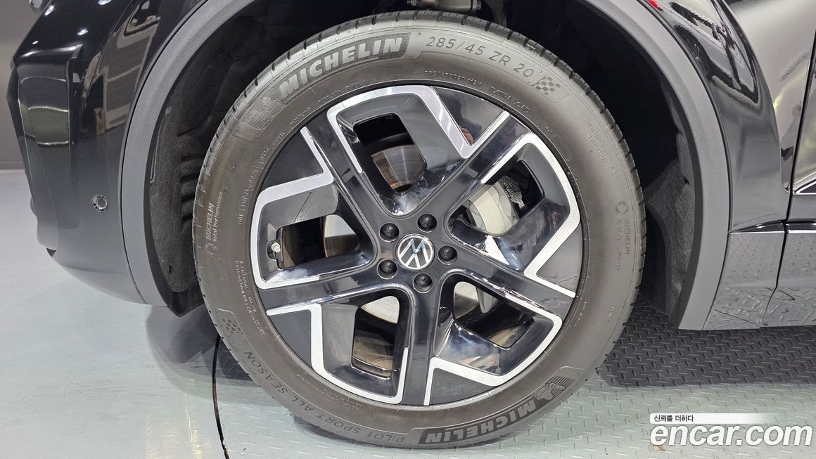 Volkswagen Touareg 2025