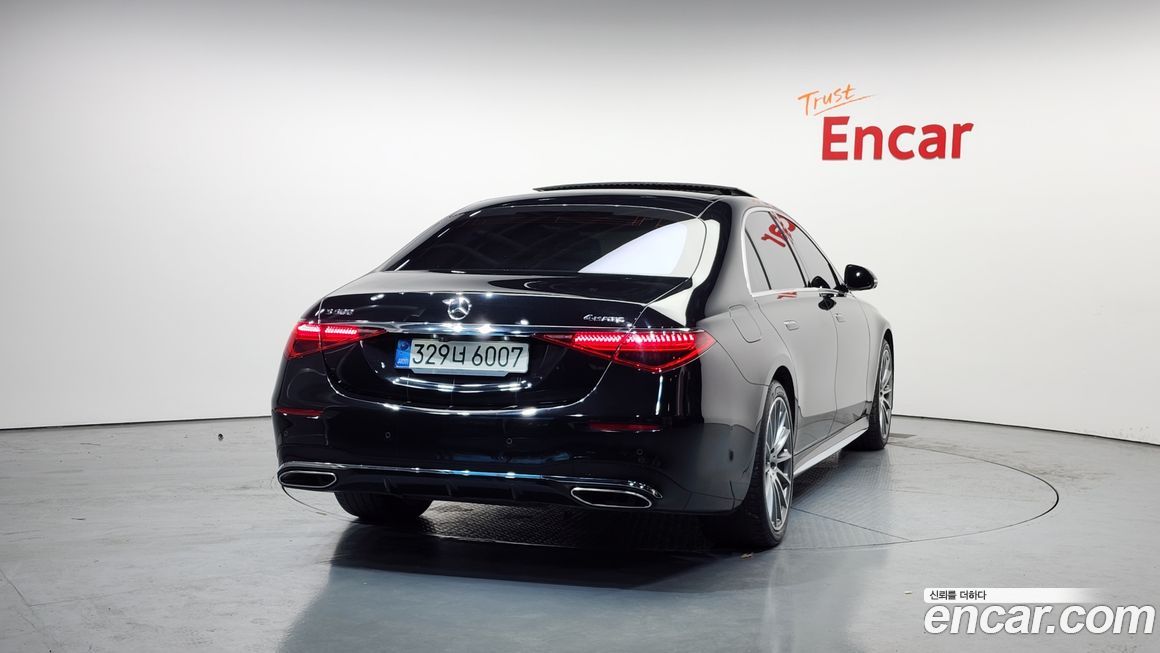 Mercedes-Benz S-Class 2021