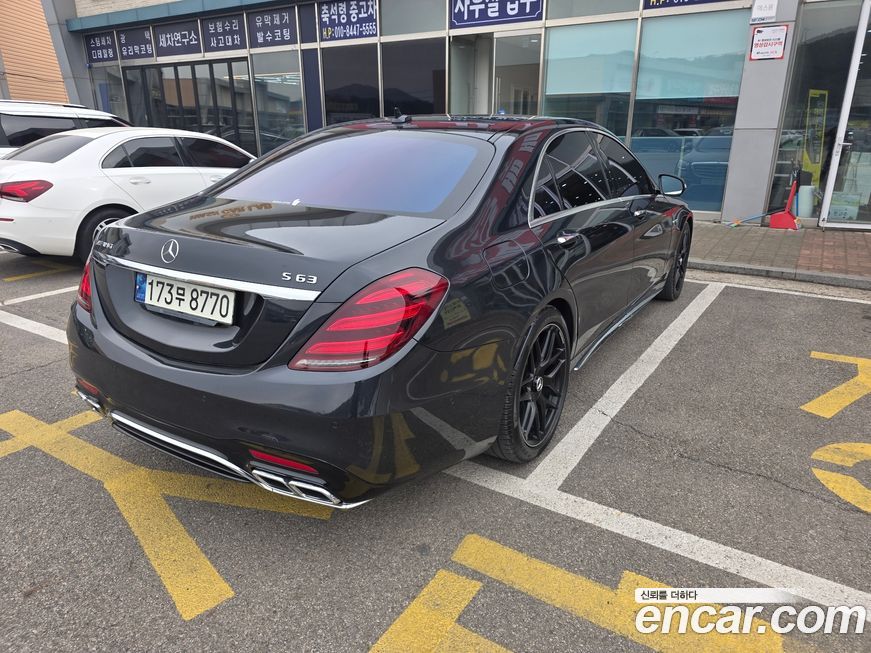 Mercedes-Benz S-Class 2020