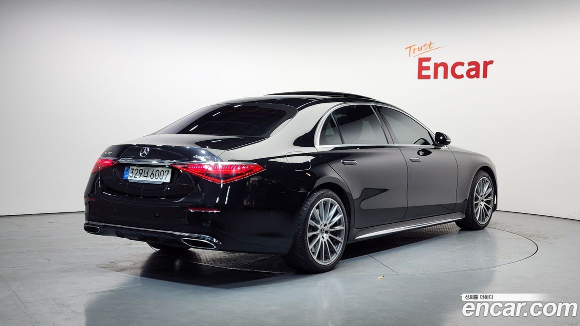 Mercedes-Benz S-Class 2021