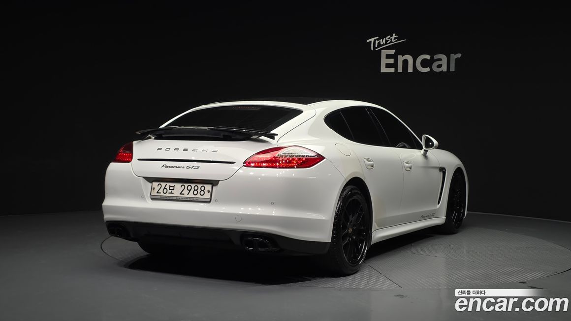 Porsche Panamera 2013
