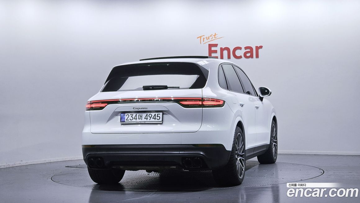 Porsche Cayenne 2022