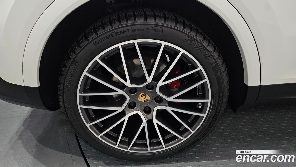 Porsche Cayenne 2022