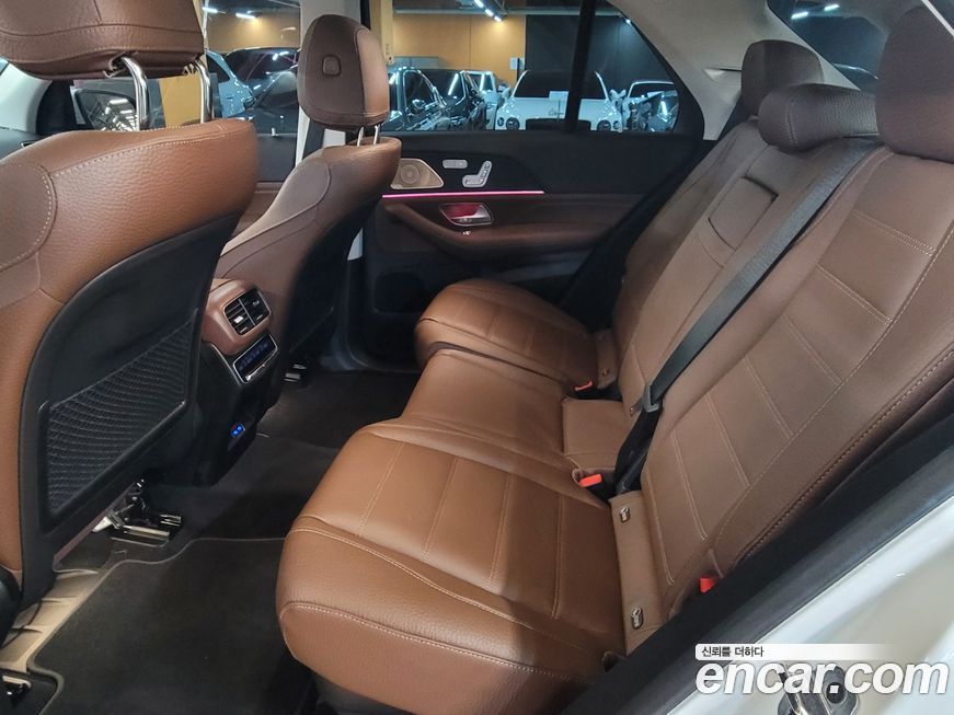 Mercedes-Benz GLE-Class 2025