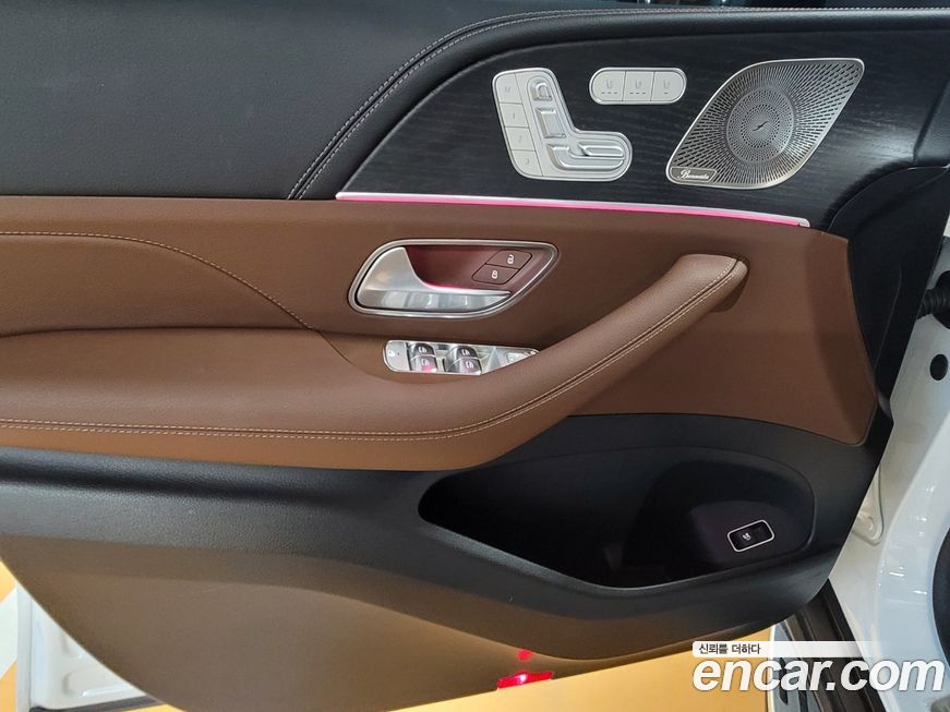 Mercedes-Benz GLE-Class 2025