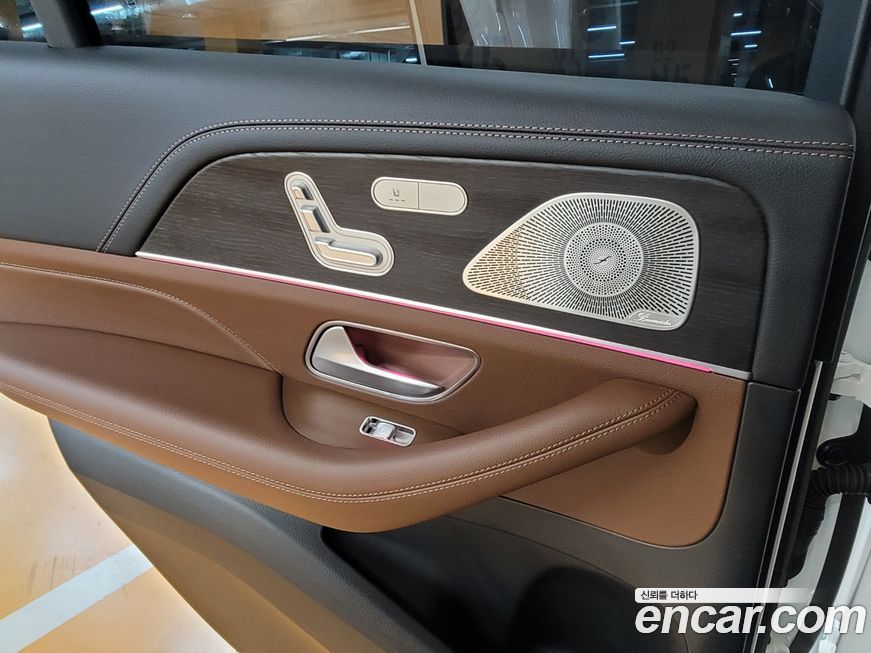 Mercedes-Benz GLE-Class 2025