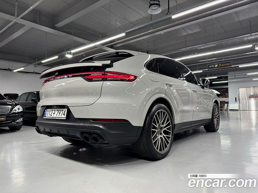 Porsche Cayenne 2022