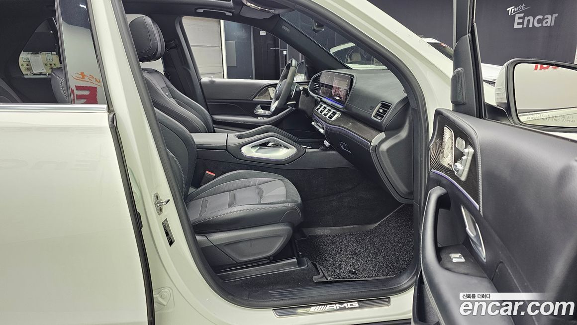 Mercedes-Benz GLE-Class 2023