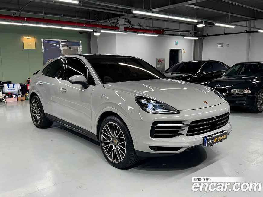 Porsche Cayenne 2022