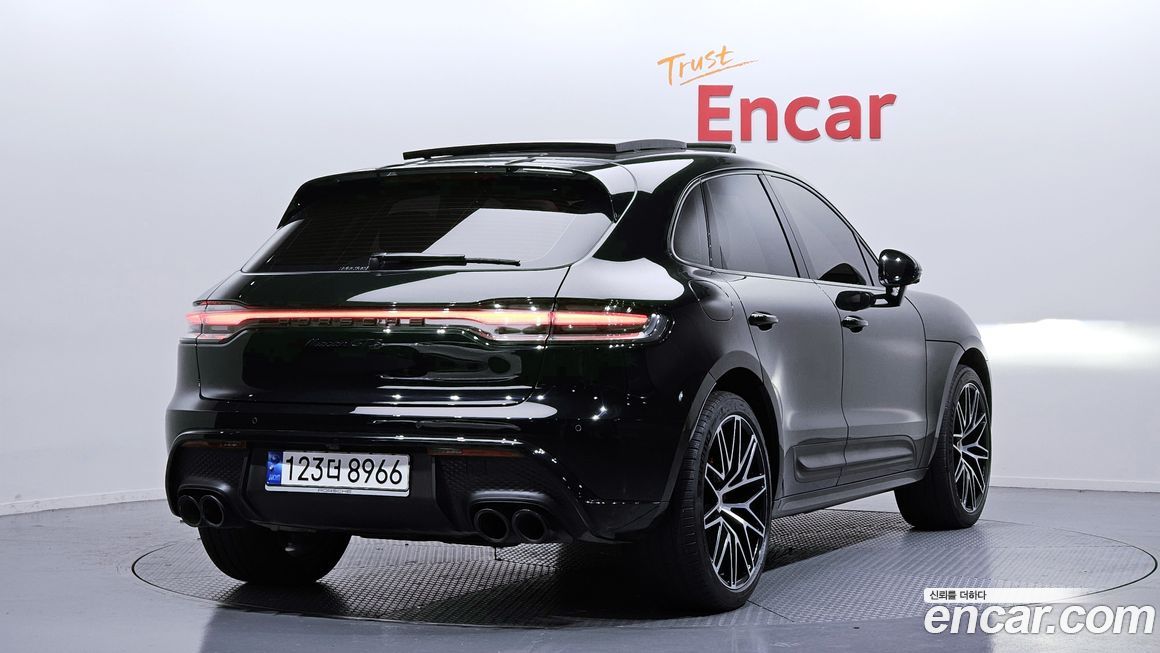 Porsche Macan 2023